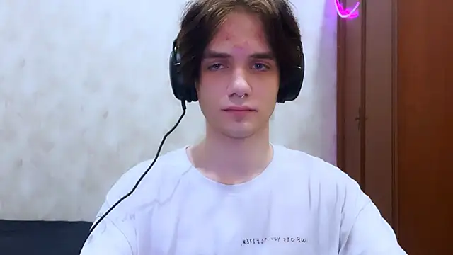 Zombde online show from May 11, 2026, 11:46 pm