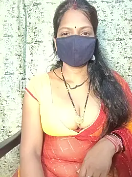 Snapshot of Juli_80 chatting on June 19, 2026, 3:05 pm Juli 80 online show from June 19, 2026, 3:05 pm