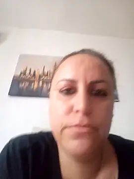 Snapshot of Sanela290590 chatting on May 11, 2026, 8:20 am Sanela290590 online show from May 11, 2026, 8:20 am