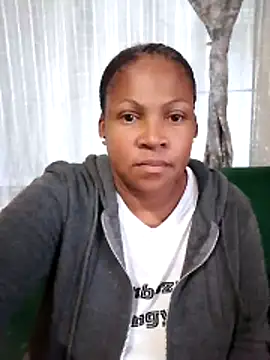 Snapshot of FUNKYDOLL chatting on June 17, 2026, 6:05 am FUNKYDOLL online show from June 17, 2026, 6:05 am