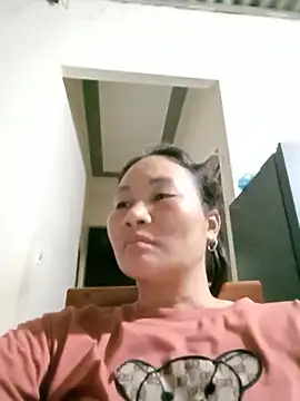 BlueGirlyeah online show from July 4, 2026, 1:06 pm