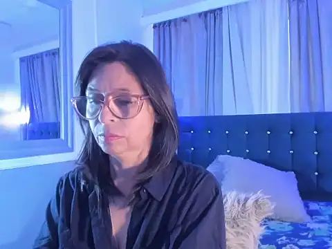 lena gray online show from June 11, 2026, 2:48 pm