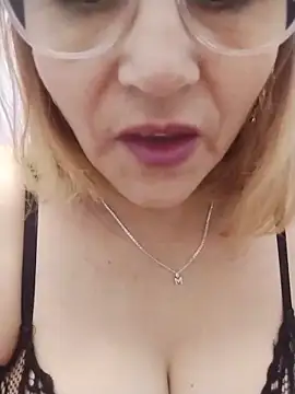 Snapshot of vitaminafranccesca chatting on June 2, 2026, 2:30 pm vitaminafranccesca online show from June 2, 2026, 2:30 pm