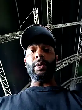 Camodick online show from November 30, 2025, 9:24 am