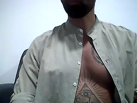 Snapshot of Alessandromagno8 chatting on May 11, 2026, 9:15 am Alessandromagno8 online show from May 11, 2026, 9:15 am