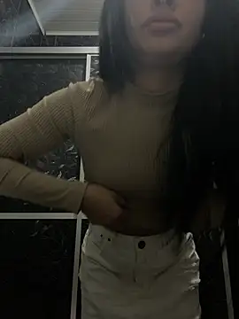 Snapshot of belababyy chatting on July 12, 2026, 5:26 pm belababyy online show from July 12, 2026, 5:26 pm