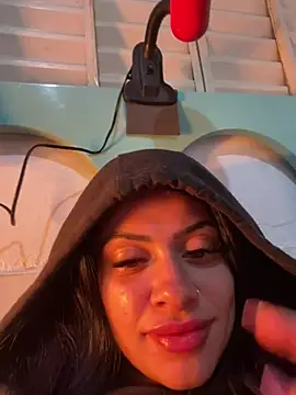 Snapshot of belababyy chatting on July 15, 2026, 11:26 am belababyy online show from July 15, 2026, 11:26 am
