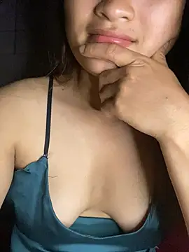 Cute-Sexyy online show from June 24, 2026, 3:44 pm