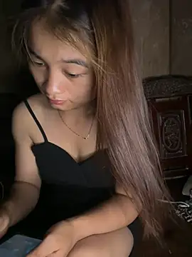 Cute-Sexyy online show from July 12, 2026, 9:39 pm