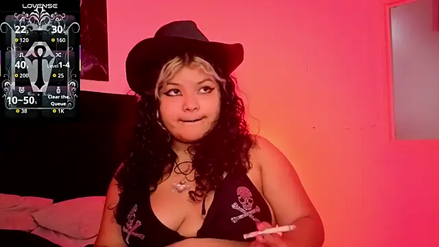 Snapshot of WickedLemon chatting on July 17, 2026, 1:34 am WickedLemon online show from July 17, 2026, 1:34 am