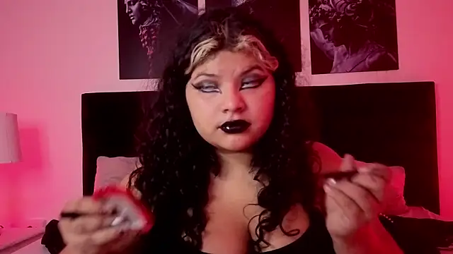 Snapshot of WickedLemon chatting on July 19, 2026, 1:53 am WickedLemon online show from July 19, 2026, 1:53 am