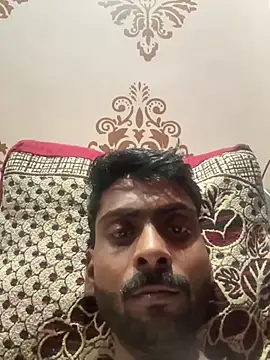 Moodupsex online show from May 10, 2026, 5:40 pm