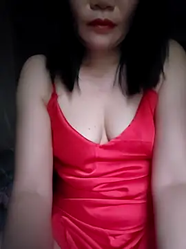 Snapshot of -Trici- chatting on July 24, 2026, 10:41 pm -Trici- online show from July 24, 2026, 10:41 pm