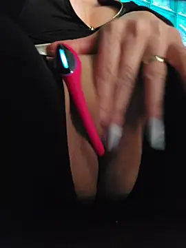 MILFBARBY online show from April 16, 2026, 7:20 am