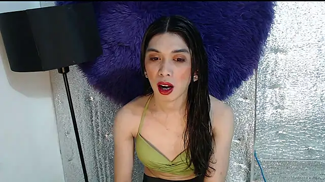 Snapshot of RoseAmarie chatting on May 16, 2026, 12:04 pm RoseAmarie online show from May 16, 2026, 12:04 pm