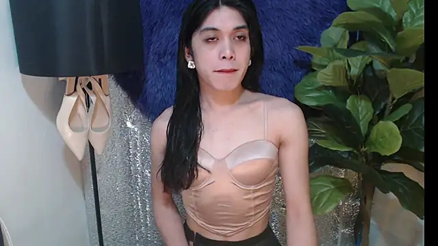 Snapshot of RoseAmarie chatting on June 3, 2026, 2:33 pm RoseAmarie online show from June 3, 2026, 2:33 pm