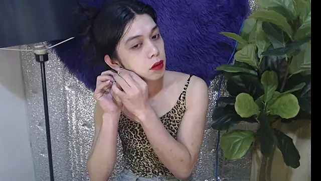 Snapshot of RoseAmarie chatting on June 7, 2026, 7:12 am RoseAmarie online show from June 7, 2026, 7:12 am
