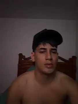 CamiloPr1 online show from May 12, 2026, 8:55 am
