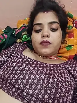 Mahi Love0143 online show from June 25, 2026, 5:28 pm