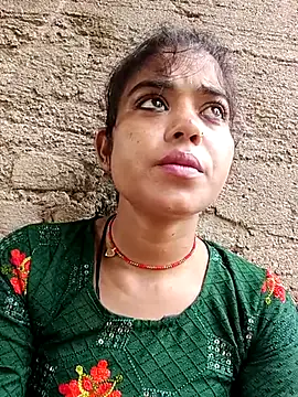 Mahi Love0143 online show from August 4, 2026, 3:43 am