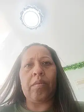 Snapshot of katialatimaecha chatting on June 11, 2026, 2:15 pm katialatimaecha online show from June 11, 2026, 2:15 pm