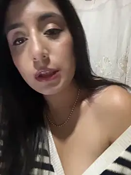 Snapshot of Tabatha_11 chatting on June 5, 2026, 1:12 am Tabatha 11 online show from June 5, 2026, 1:12 am