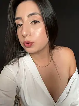 Snapshot of Tabatha_11 chatting on June 30, 2026, 7:59 pm Tabatha 11 online show from June 30, 2026, 7:59 pm