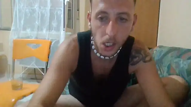 Snapshot of VincentZe99 chatting on July 22, 2026, 2:25 am VincentZe99 online show from July 22, 2026, 2:25 am