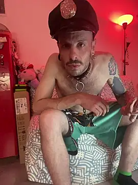 imponenteZeus online show from May 20, 2026, 10:16 pm