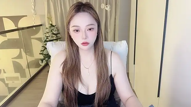 Snapshot of Amara-66 chatting on May 26, 2026, 11:39 am Amara-66 online show from May 26, 2026, 11:39 am