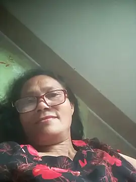 Vieekee online show from June 5, 2026, 6:52 am