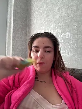 Snapshot of LexiXXoo chatting on May 12, 2026, 8:22 am LexiXXoo online show from May 12, 2026, 8:22 am