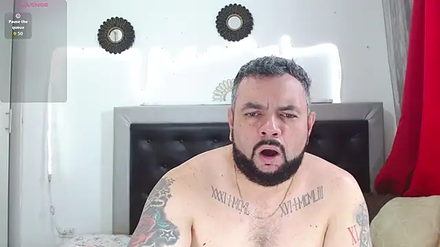 perverseveteranmanxxx online show from November 19, 2025, 5:02 pm