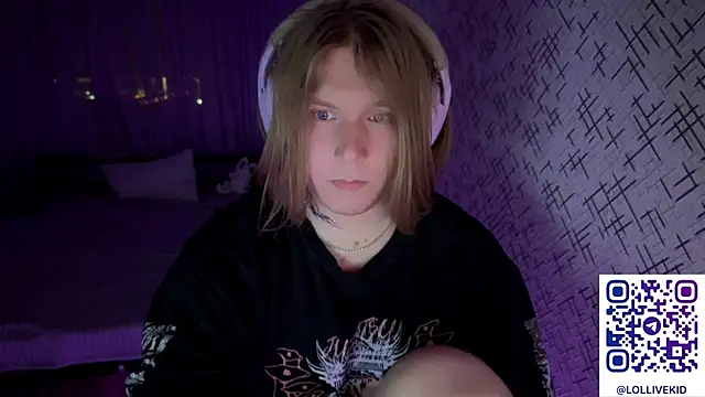 Snapshot of Hirtay chatting on June 24, 2026, 8:19 pm Hirtay online show from June 24, 2026, 8:19 pm