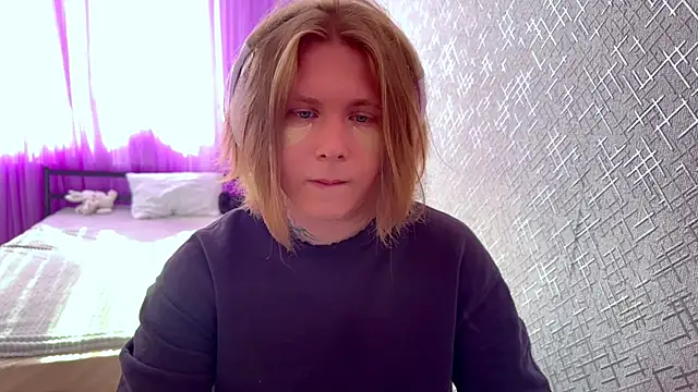 Snapshot of Hirtay chatting on June 27, 2026, 2:01 pm Hirtay online show from June 27, 2026, 2:01 pm