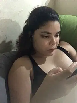 Cliaclara online show from July 4, 2026, 4:40 am