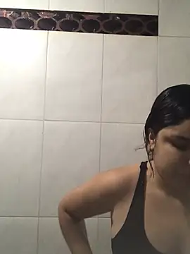 Cliaclara online show from July 6, 2026, 4:09 am