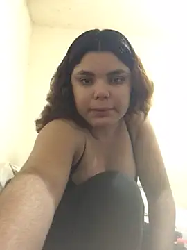 Cliaclara online show from July 8, 2026, 2:32 pm