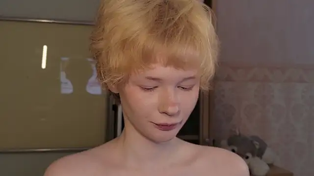 Misska kek online show from May 11, 2026, 1:28 pm