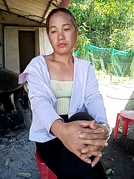 jenene99 online show from May 14, 2026, 6:31 am
