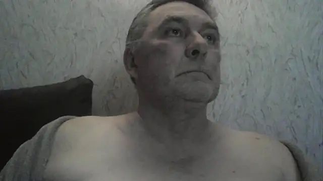 Snapshot of edje59a chatting on December 1, 2025, 12:37 am edje59a online show from December 1, 2025, 12:37 am