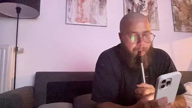 Vadym1001 online show from July 15, 2026, 1:33 am