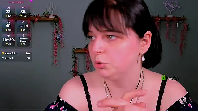 dana cute1 online show from May 15, 2026, 12:34 pm