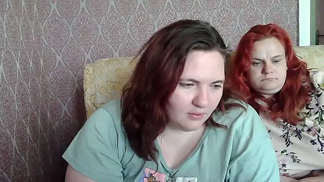 Snapshot of TiffanyLenee chatting on May 18, 2026, 9:26 am TiffanyLenee online show from May 18, 2026, 9:26 am