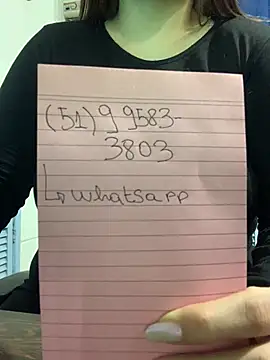 Snapshot of crissiedosite chatting on July 4, 2026, 9:26 am crissiedosite online show from July 4, 2026, 9:26 am