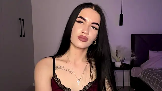 Snapshot of KarieEgge chatting on June 3, 2026, 3:06 pm KarieEgge online show from June 3, 2026, 3:06 pm