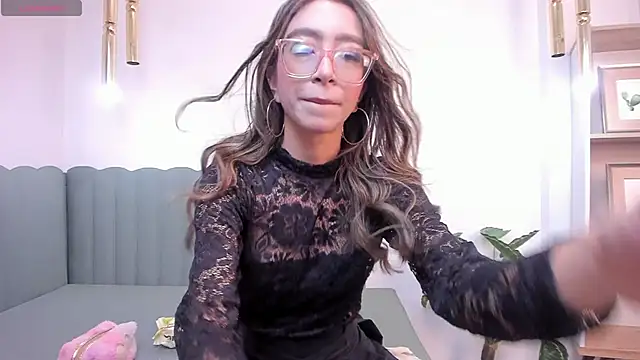 Snapshot of HannaCarttier_ chatting on June 21, 2026, 12:08 pm HannaCarttier online show from June 21, 2026, 12:08 pm