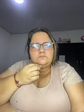 marianacooper1234 online show from July 13, 2026, 2:03 am