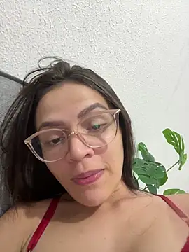 Snapshot of Sarah__hot chatting on May 16, 2026, 12:18 am Sarah hot online show from May 16, 2026, 12:18 am