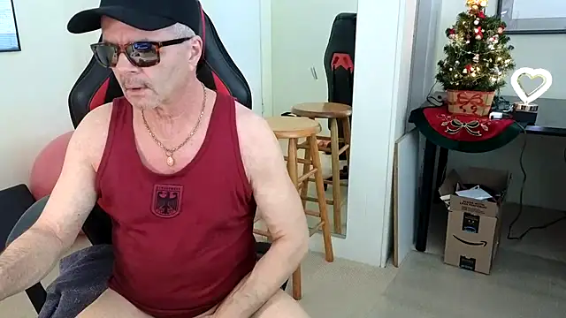 hotdadbod online show from December 11, 2024, 9:23 pm